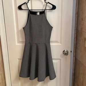 H&M dress.